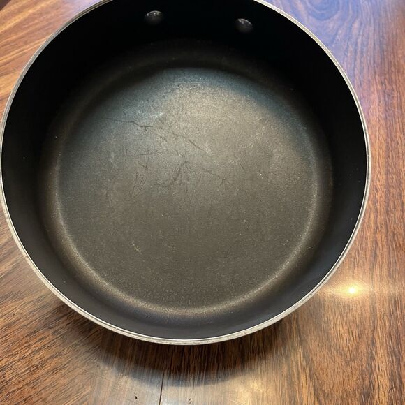 All-Clad Stainless Steel Fry Sauté Pan  Skillet 8" Wide Non Stick READ - Picture 5 of 11